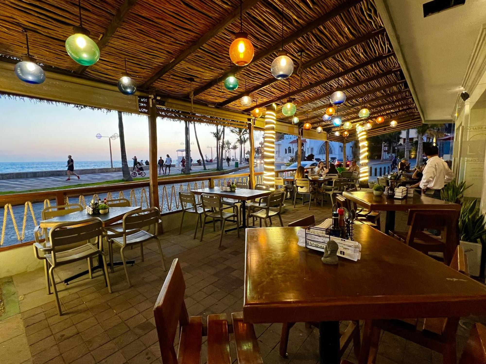 מזטלן Hotel La Siesta Malecon מראה חיצוני תמונה