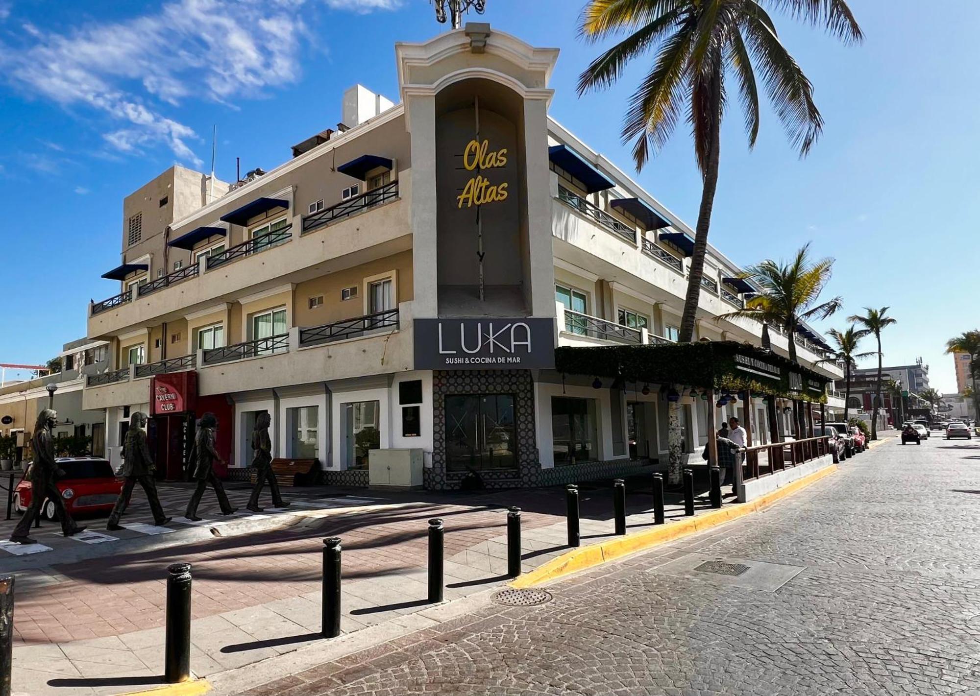 מזטלן Hotel La Siesta Malecon מראה חיצוני תמונה